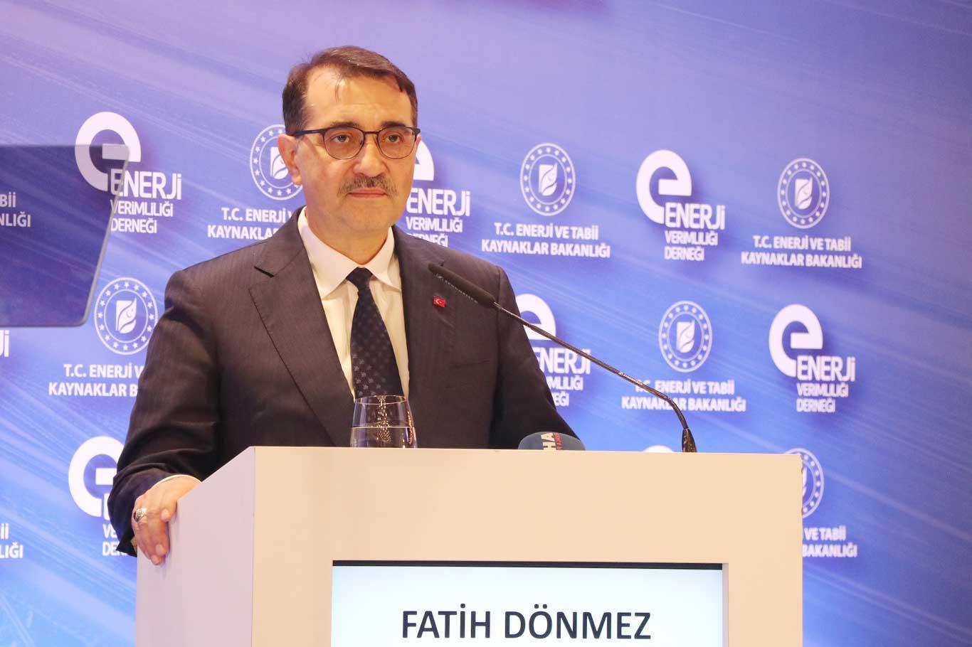 "Az enerjiyle daha yüksek katma değer oluşturmak zorundayız" "Az enerjiyle daha yüksek katma değer oluşturmak zorundayız"